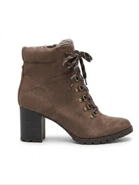 Kelly & Katie Brown Yustin Lace Up Block Heel Booties | Size 11